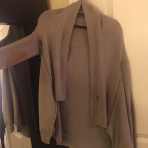 LuLuLemon sweater